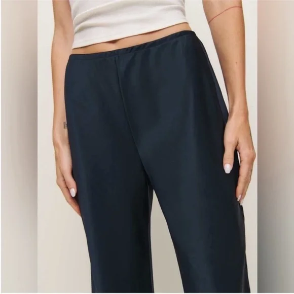 Reformation Gale Satin Mid Rise Bias Pant in Midnight - Picture 3 of 8